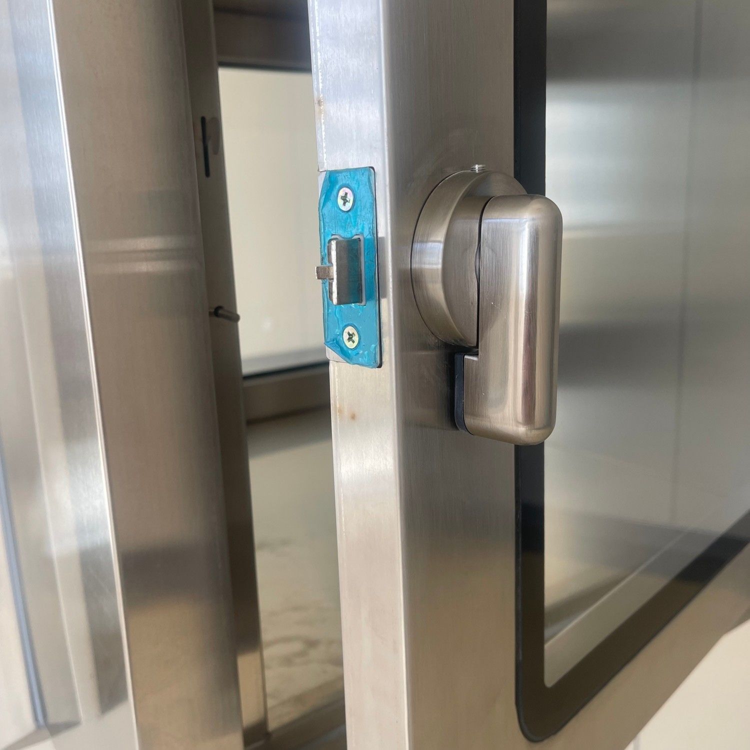 Wholesale with Filter Efficient Pass Boxes for Laboratory Biotechnology Clean Room Dynamic Passbox Stainless Steel Static Sterilizer Electric Interlock Pass Box